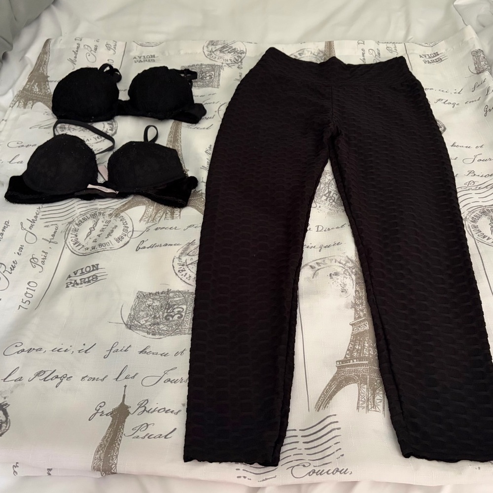 Victoria's Secret Black Bra Set